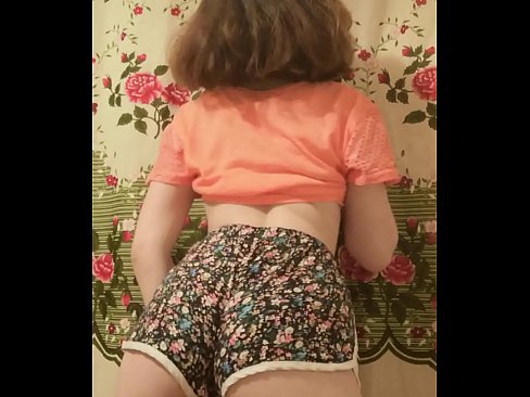 ❤️ 섹시한 젊은 아기 스트립 떨어져서 그녀의 반바지 에 카메라 ❌ 섹스 비디오 ko.com-porn-zog.ru에서 ❌❤